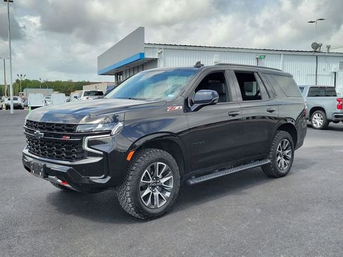 Used 2024 Chevrolet Tahoe Z71 w/ Luxury Package image 12
