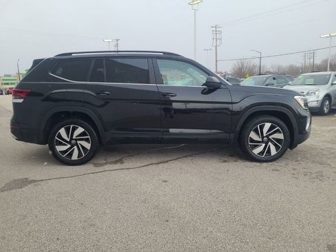 Used 2025 Volkswagen Atlas SE AWD/4WD image 8