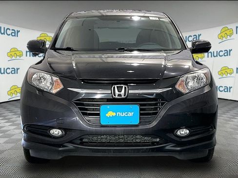 Used 2017 Honda HR-V EX image 2