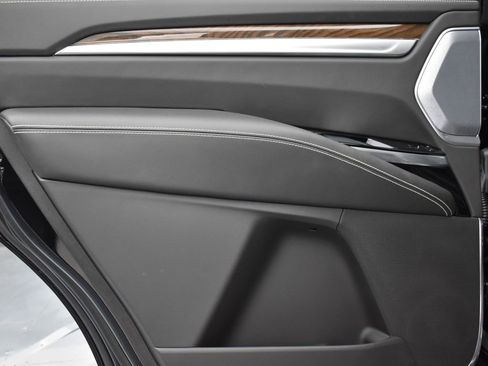 Certified 2025 Cadillac Escalade Sport Platinum image 27