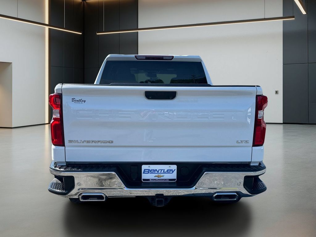 Used 2023 Chevrolet Silverado 1500 LTZ AWD/4WD image 5