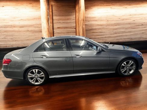 Used 2016 Mercedes-Benz E 350 4MATIC Sedan image 7