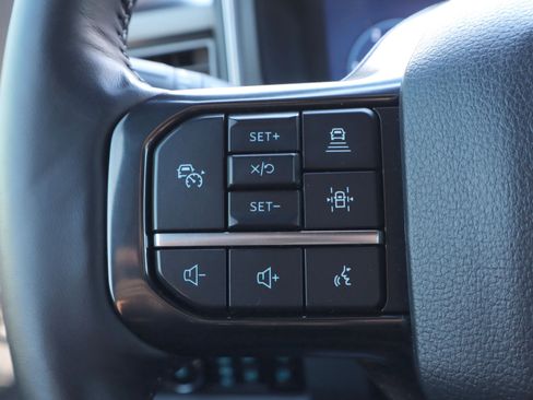 Used 2025 Ford F350 Platinum image 16