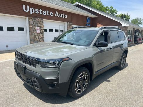New 2026 Jeep Cherokee Limited AWD/4WD image 1