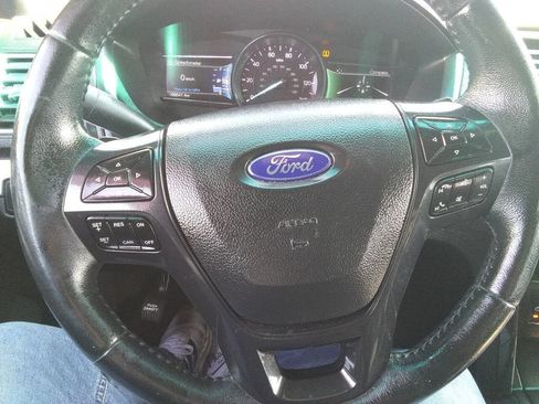 Used 2016 Ford Explorer XLT w/ Equipment Group 202A image 37