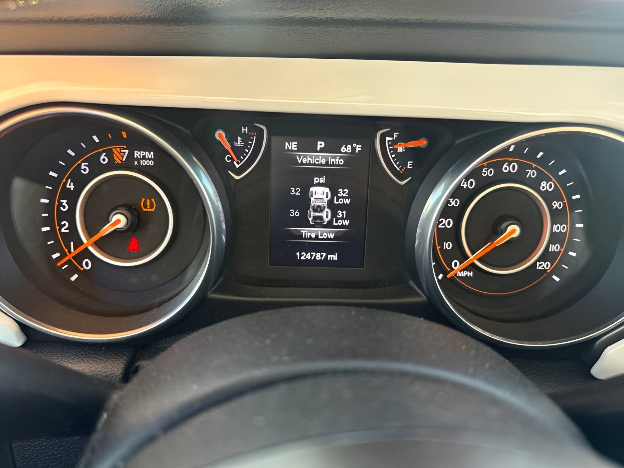 Used 2018 Jeep Wrangler Unlimited Sport S AWD/4WD image 21