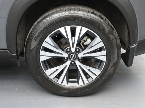 Used 2023 Nissan Rogue SV w/ SV Premium B Package AWD/4WD image 10