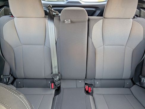 Certified 2025 Subaru Crosstrek 2.0i image 13