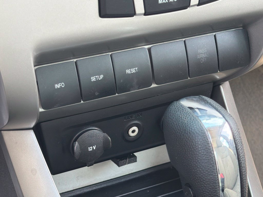 Used 2009 Ford Focus SE FWD image 27