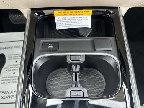 New 2026 Mercedes-Benz GLB 250 4MATIC image 35
