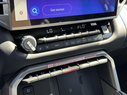 New 2025 Toyota Tundra Platinum image 5