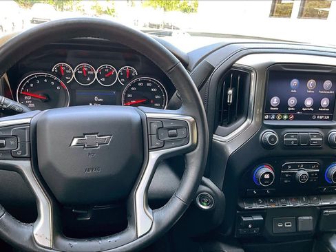 Used 2020 Chevrolet Silverado 1500 RST AWD/4WD image 24