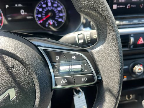 Used 2023 Kia Forte LXS w/ LXS Technology Package FWD image 18