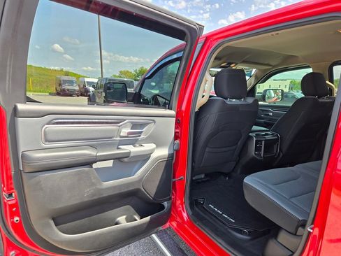 Used 2019 RAM 1500 Big Horn AWD/4WD image 26