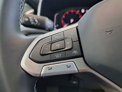 New 2026 Volkswagen Tiguan SEL R-Line AWD/4WD image 11