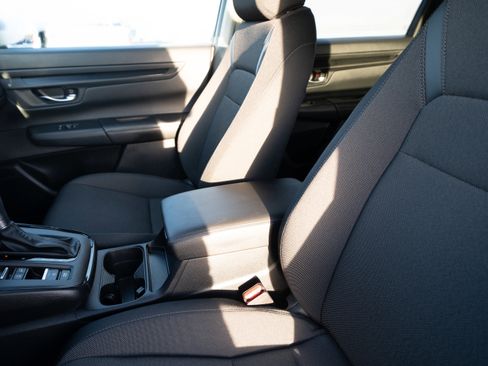 Certified 2025 Honda CR-V LX image 10