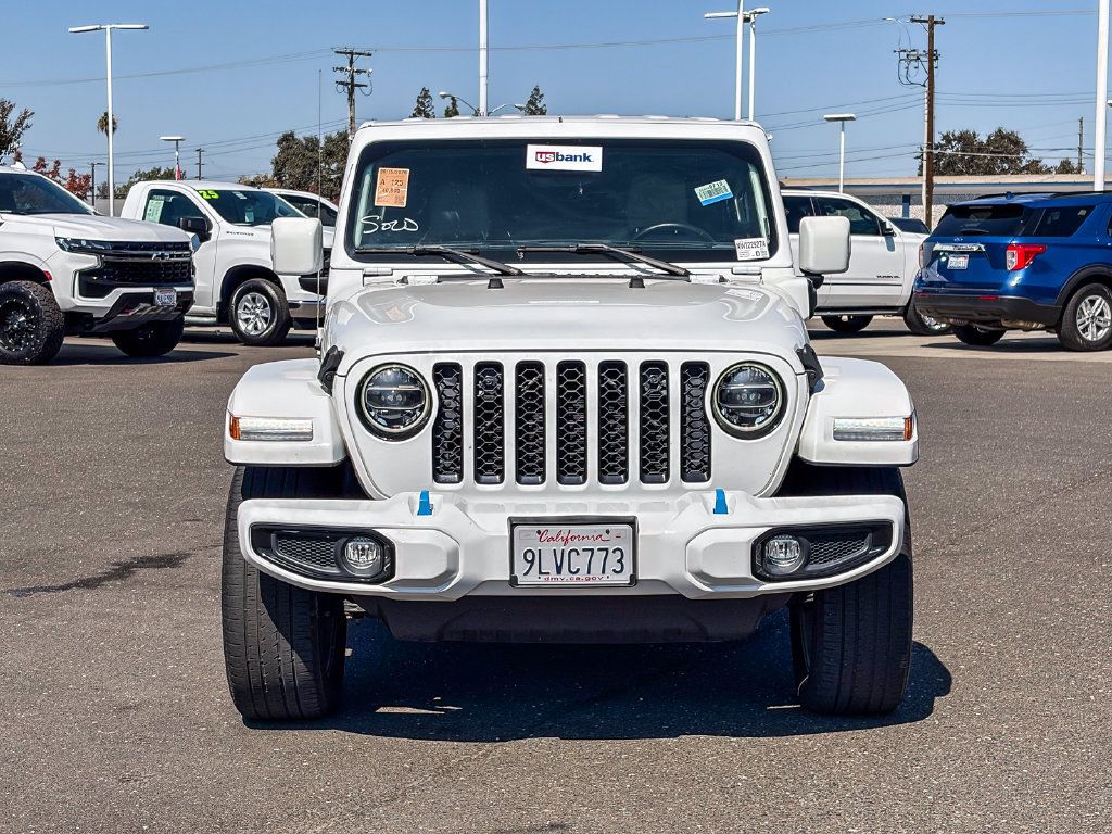 Used 2022 Jeep Wrangler Unlimited Sahara AWD/4WD image 6