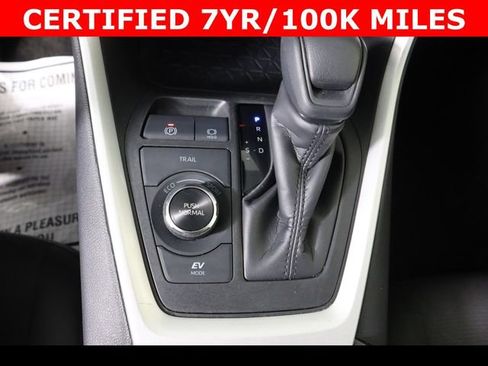 Used 2025 Toyota RAV4 XLE image 35