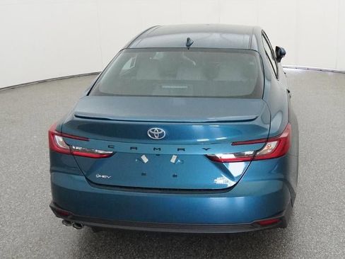 New 2026 Toyota Camry SE image 7