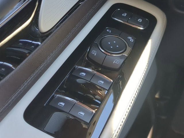 Used 2024 Lincoln Aviator Black Label w/ Dynamic Handling Package AWD/4WD image 24