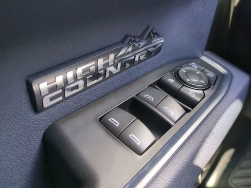 New 2026 Chevrolet Silverado 1500 High Country AWD/4WD image 25