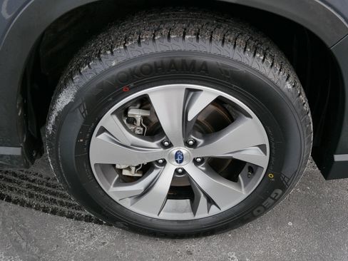 Used 2023 Subaru Ascent Premium w/ Convenience Package image 15