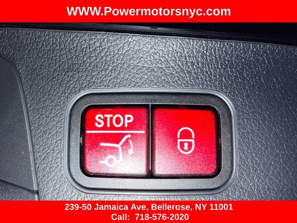 Used 2021 Mercedes-Benz GLA 250 4MATIC w/ Premium Package image 17