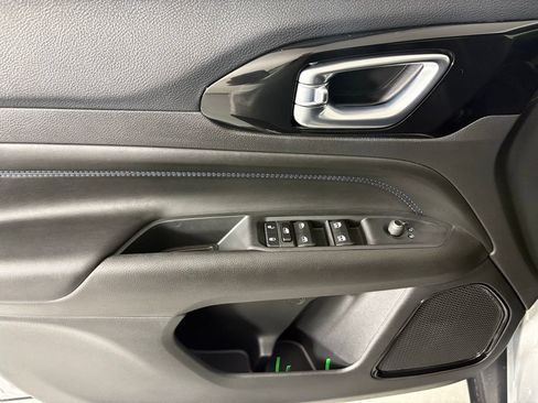 New 2026 Jeep Compass Latitude AWD/4WD image 19