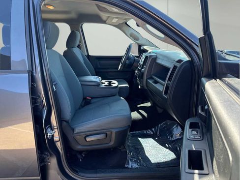 Used 2018 RAM 1500 Tradesman w/ Popular Equipment Group image 17