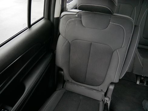 Used 2022 Jeep Grand Cherokee L Laredo w/ Luxury Tech Group I image 12