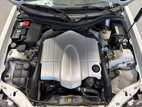 Used 2006 Chrysler Crossfire Limited RWD image 20