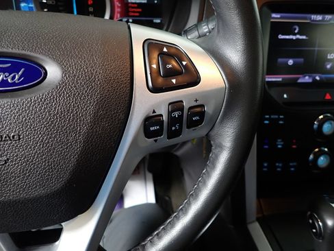 Used 2013 Ford Explorer XLT AWD/4WD image 28