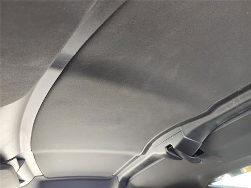 Used 2023 Chevrolet Corvette Stingray Coupe w/ 1LT image 22