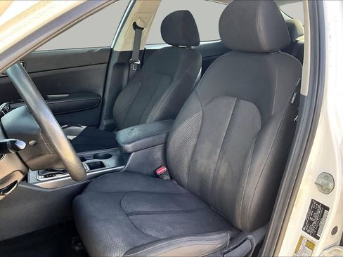 Used 2018 Kia Optima LX FWD image 8