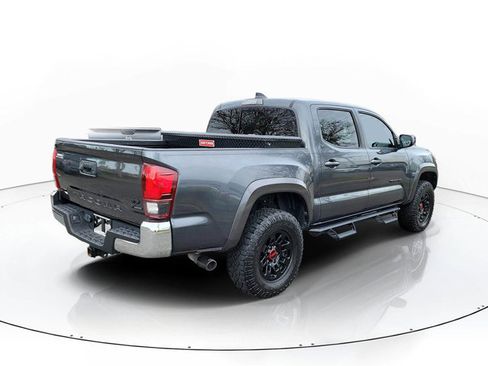 Used 2022 Toyota Tacoma SR5 image 4