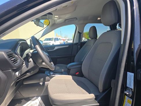 Used 2022 Ford Escape SE w/ Cold Weather Package AWD/4WD image 13