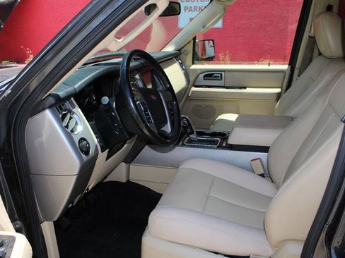 Used 2017 Ford Expedition EL Limited image 10