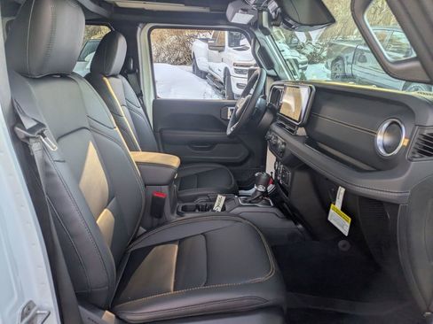 New 2026 Jeep Wrangler Unlimited Sahara image 29