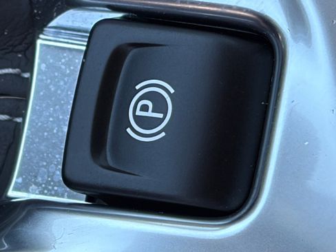 Used 2021 Buick Encore GX Essence w/ Advanced Technology Package FWD image 32