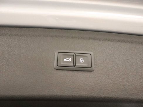 Used 2021 Audi Q5 2.0T Premium Plus image 18