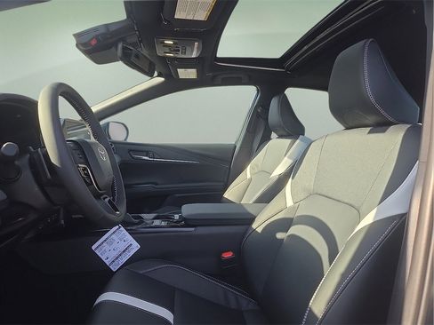 New 2026 Toyota Camry SE image 19