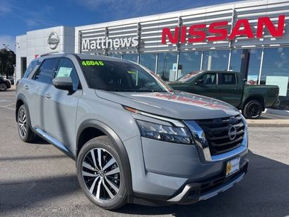 New 2025 Nissan Pathfinder Platinum w/ Cargo Package