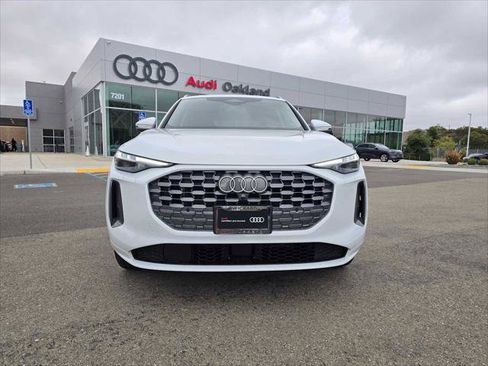 Certified 2025 Audi Q5 Premium w/ Premium Plus AWD/4WD image 15