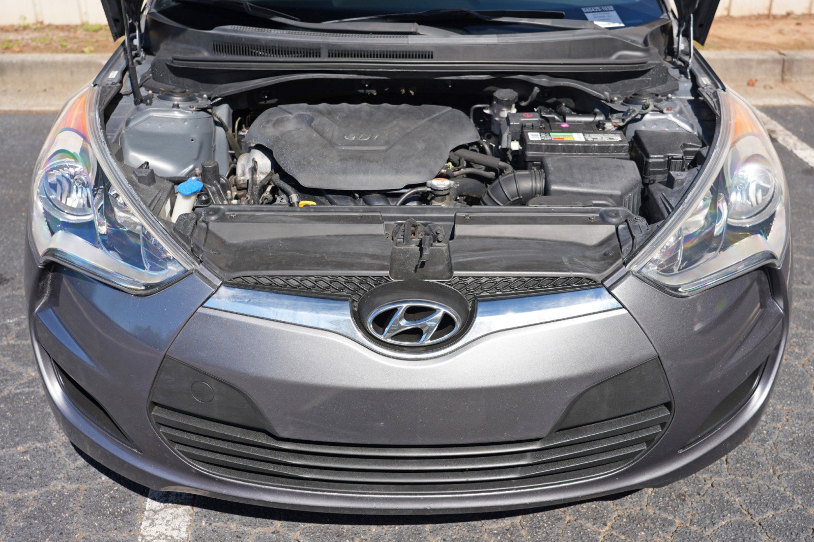 Used 2012 Hyundai Veloster FWD image 7