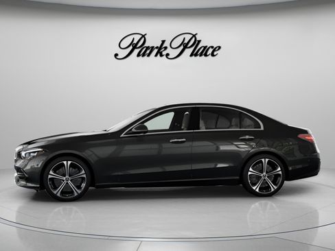 Used 2026 Mercedes-Benz C 300 Sedan image 5