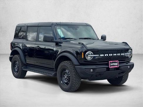 New 2026 Ford Bronco Outer Banks image 7