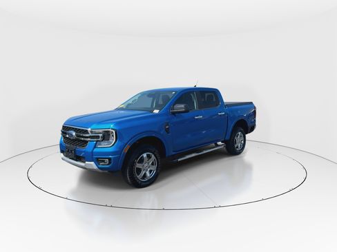 Used 2024 Ford Ranger XLT w/ FX4 Off-Road Package image 4