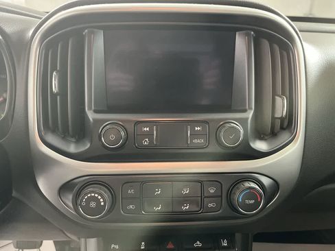 Used 2022 Chevrolet Colorado LT w/ Fleet Safety Package image 20