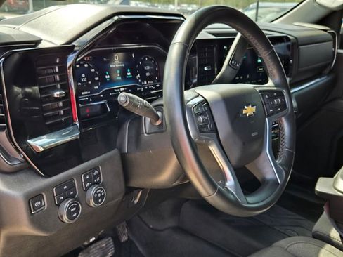 Used 2024 Chevrolet Silverado 3500 LT w/ Safety Package image 10