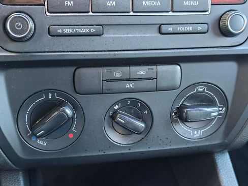 Used 2015 Volkswagen Jetta S w/ Welcome Package image 22